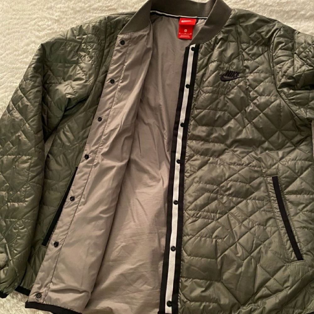 Nike bomber jacket